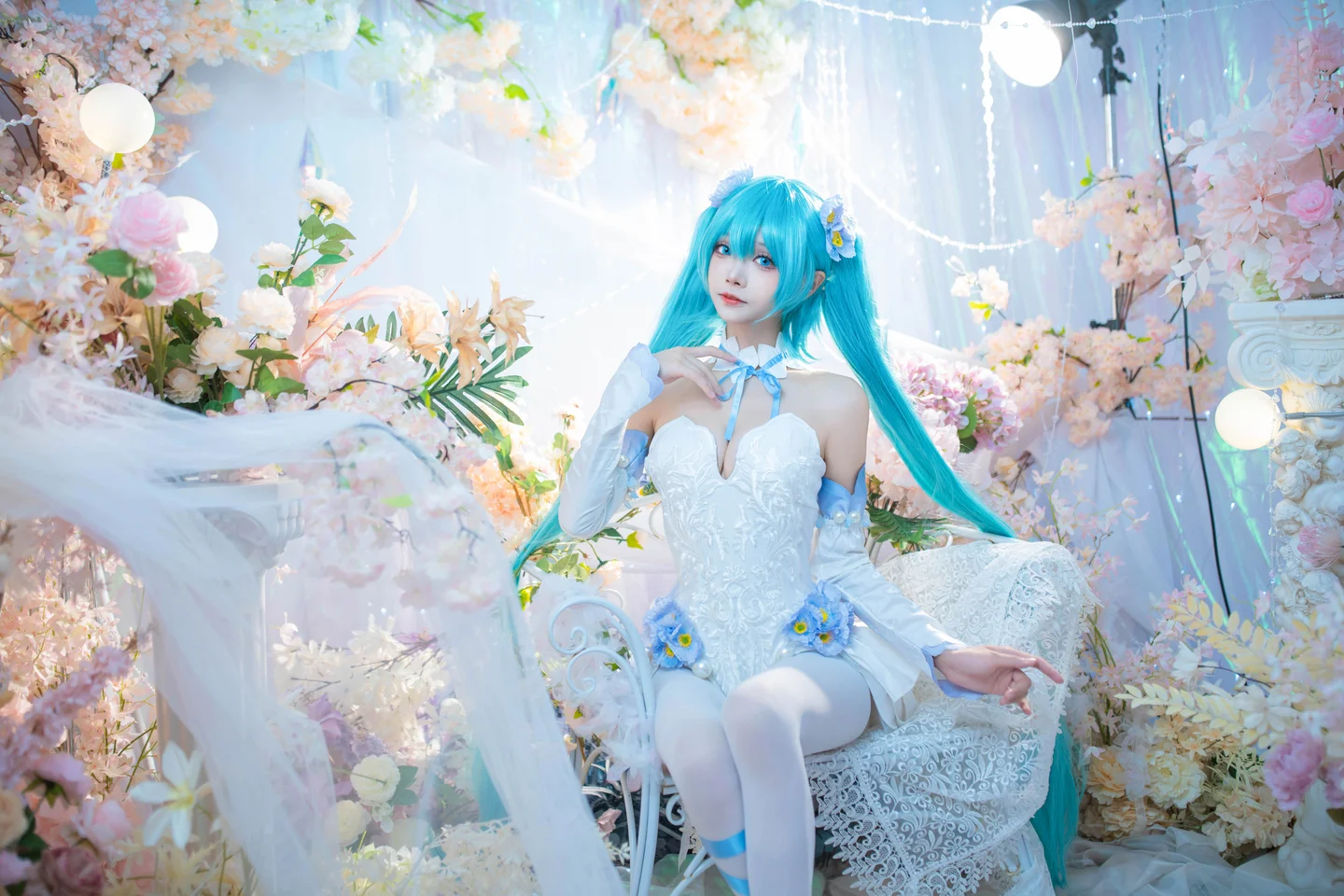 艾西Aiwest - 初音 粉蝶花 [42P] icoser.la (005).webp